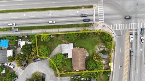 10101 SW 152nd Terrace Miami FL 33157