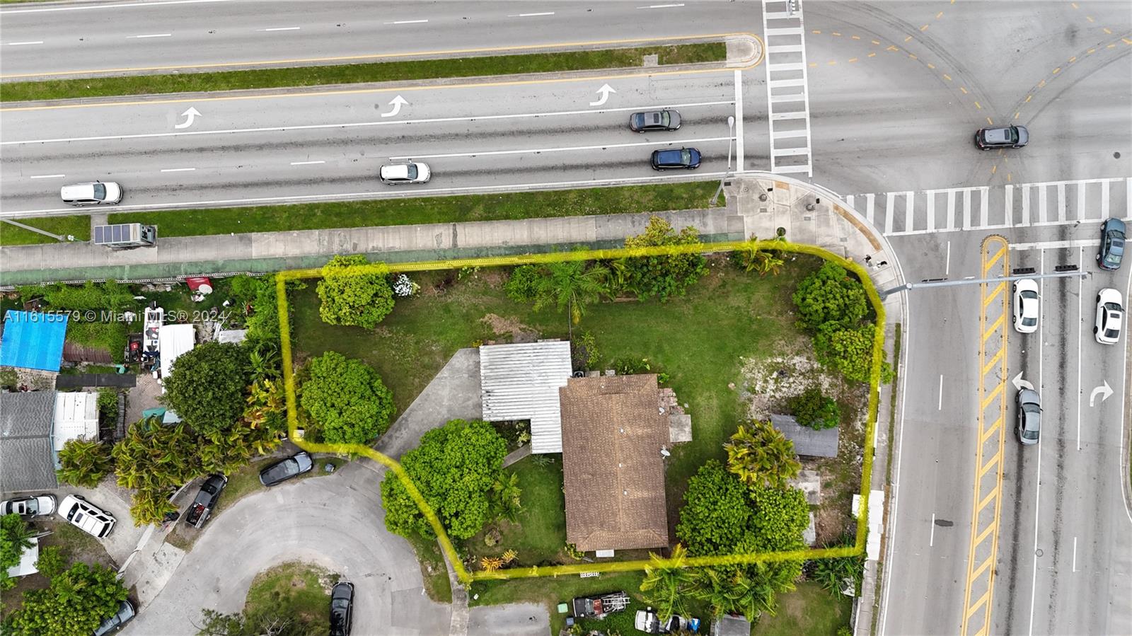 10101 SW 152nd Terrace Miami FL 33157