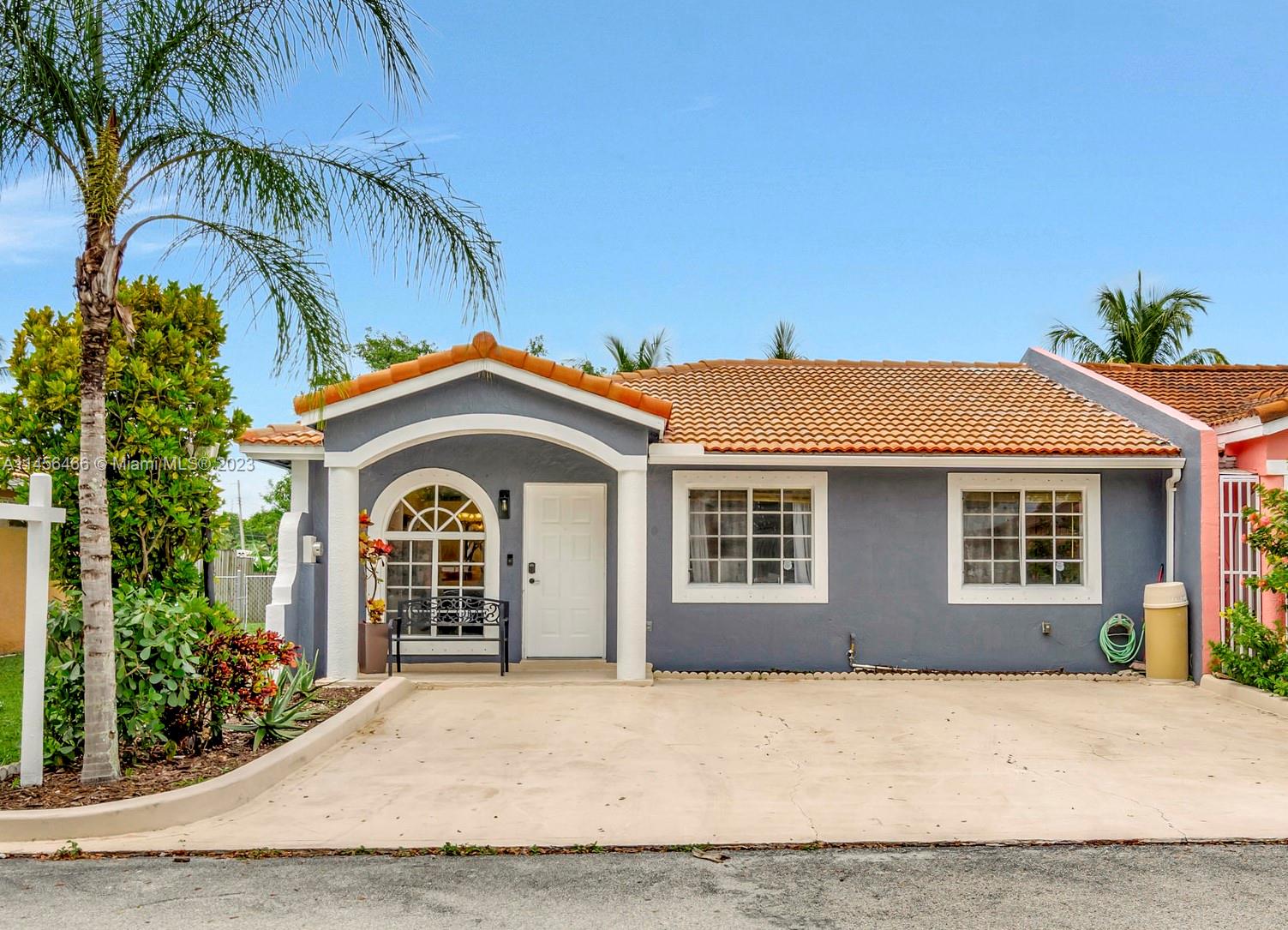17520 NW 76th Court Hialeah FL 33015