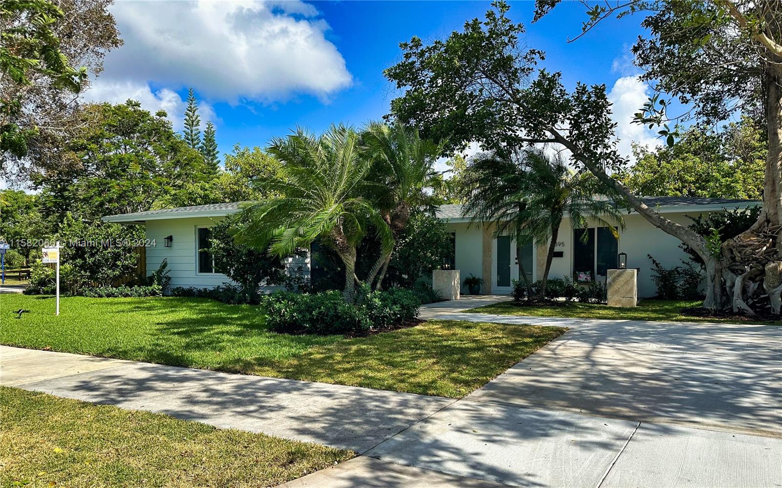 9395 SW 180th Street Palmetto Bay FL 33157