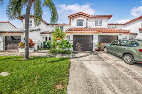8407 SW 208th Terrace Cutler Bay FL 33189