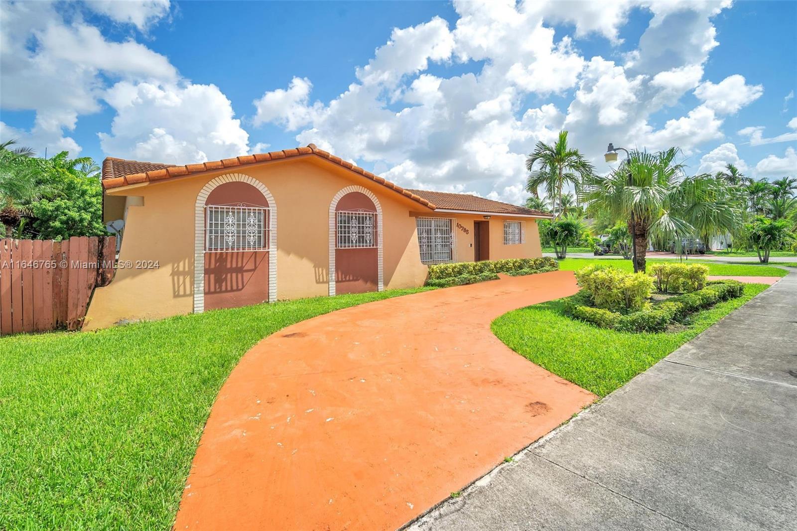 10785 SW 26th Street Miami FL 33165
