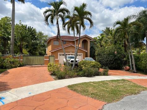 15852 SW 79th Terrace Miami FL 33193