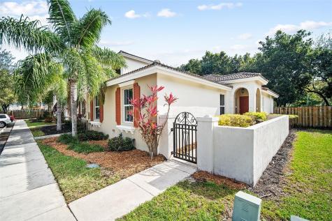 4288 NE 9th Street Homestead FL 33033