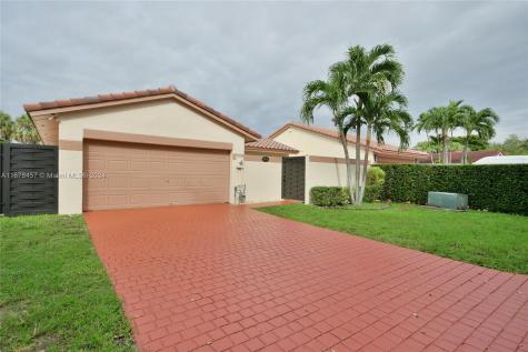 9014 SW 150th Avenue Miami FL 33196