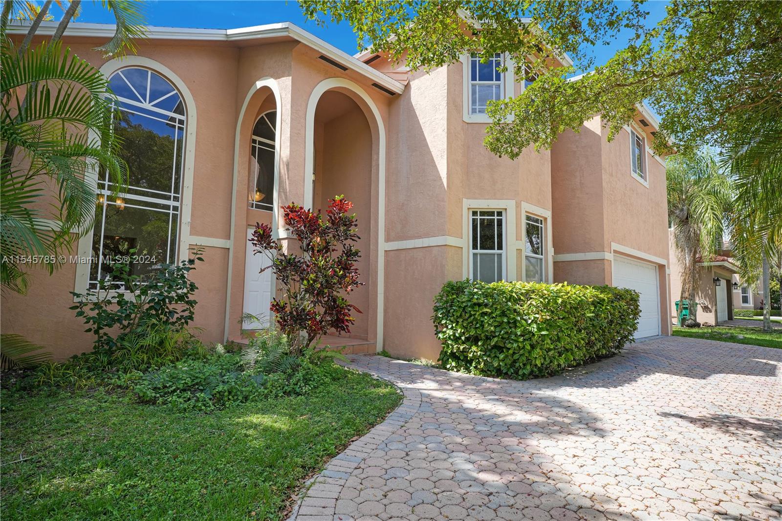 16060 SW 89th Avenue Road Palmetto Bay FL 33157