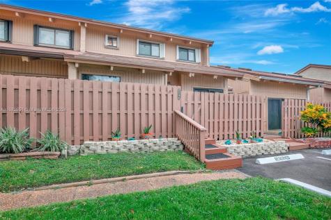 2146 SW 82nd Avenue Davie FL 33324
