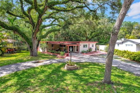 1650 NE 137th Terrace North Miami FL 33181