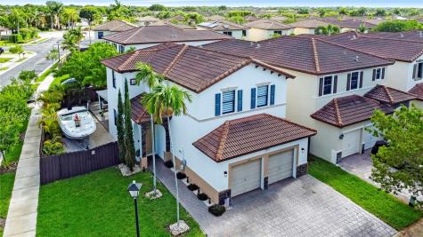 9209 SW 227th Lane Cutler Bay FL 33190