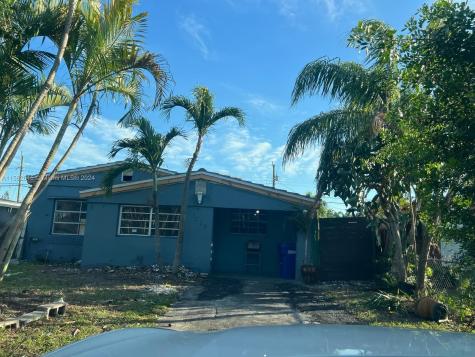 1524 NE 182nd Street North Miami Beach FL 33162