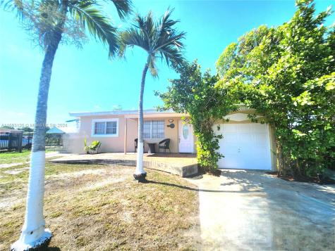 4498 E 8th Court Hialeah FL 33013