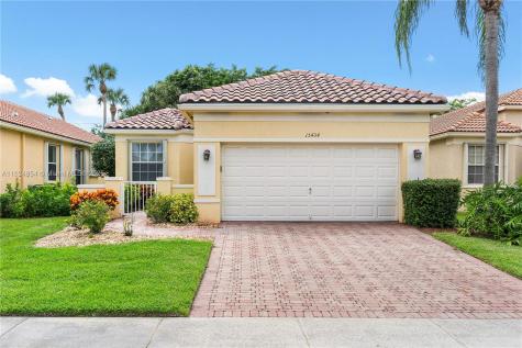 15434 Fiorenza Circle Delray Beach FL 33446