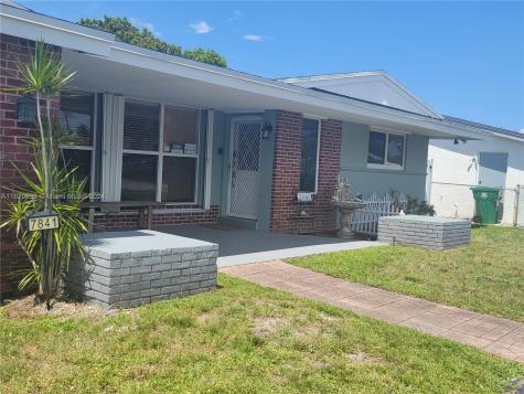 7841 Tropicana Street Miramar FL 33023