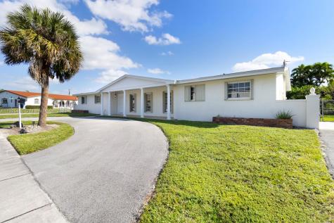8901 SW 95th Avenue Miami FL 33176