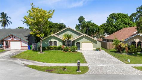 2820 NW 110th Terrace Sunrise FL 33322