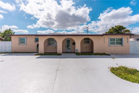 4140 SW 97th Place Miami FL 33165