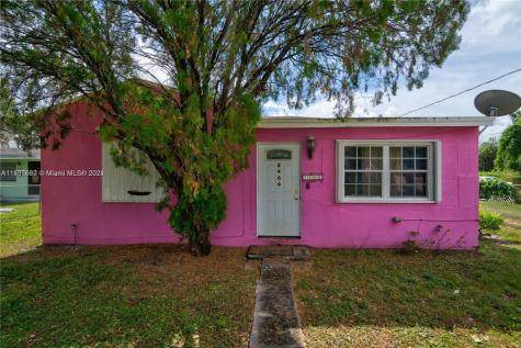 2466 NW 96th Street Miami FL 33147