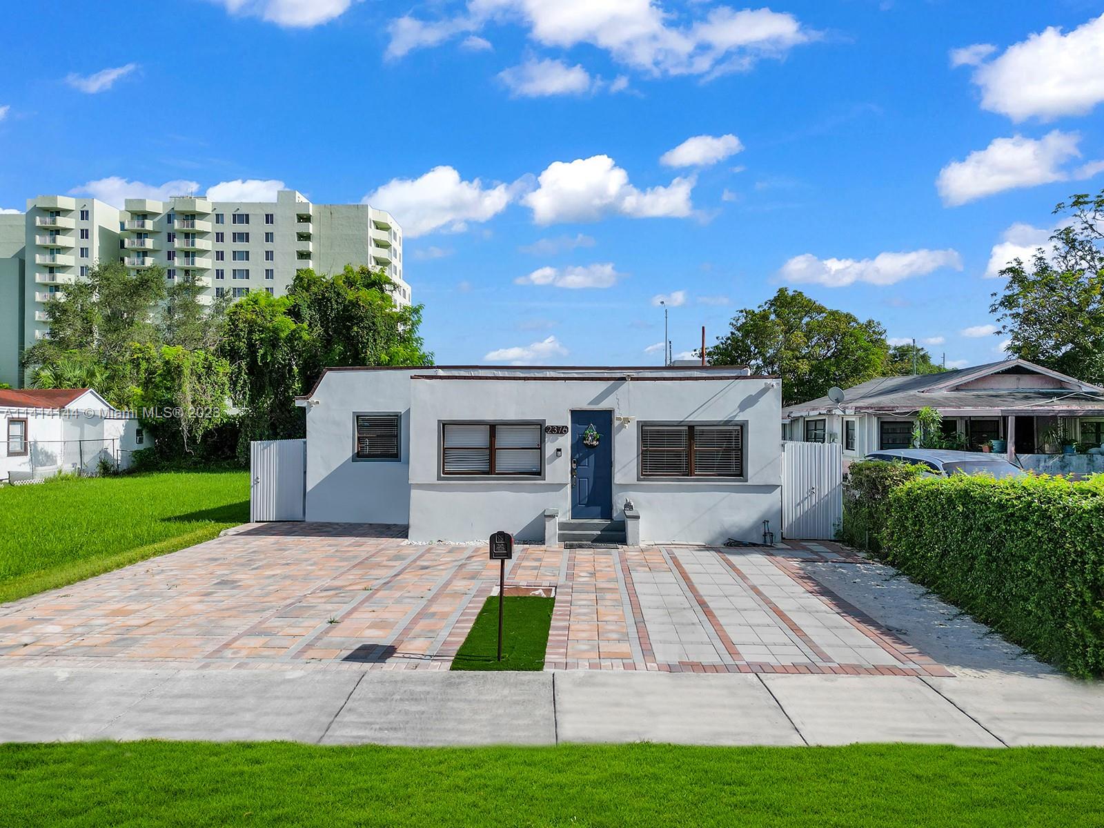 2376 NW 55th Street Miami FL 33142
