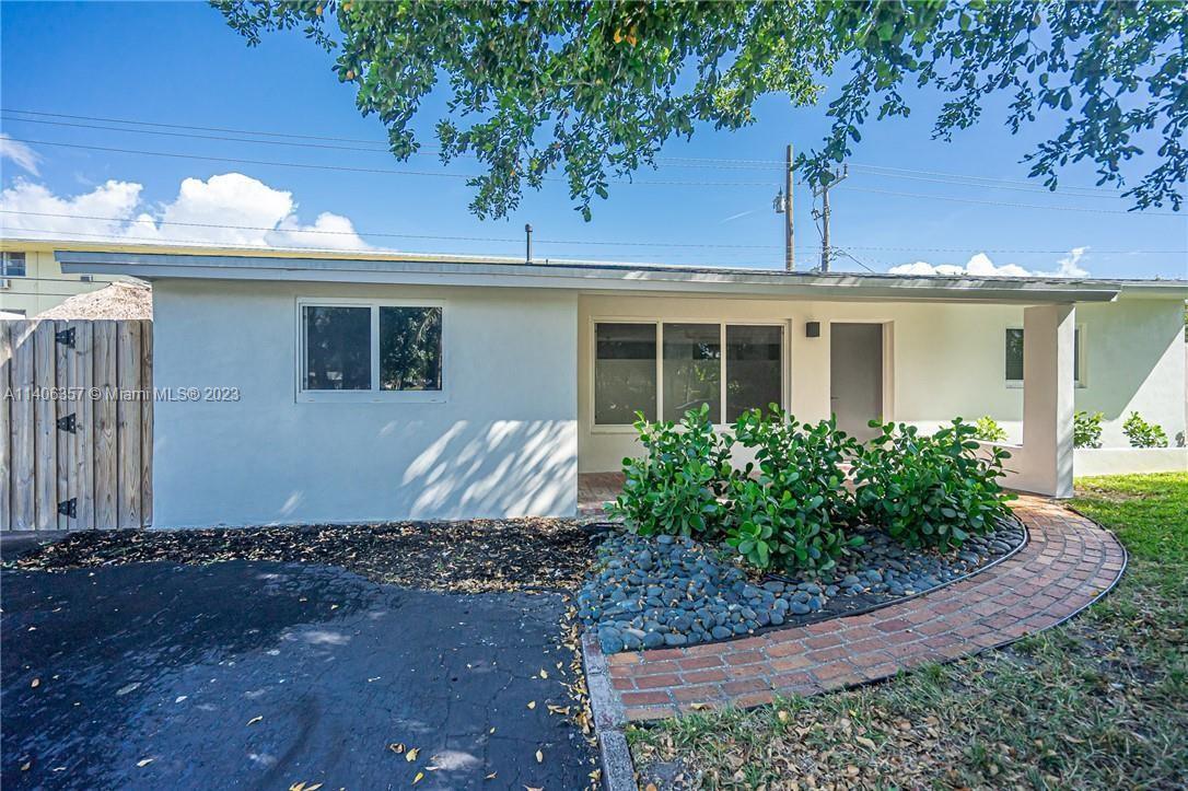 1301 NE 35th Street Pompano Beach FL 33064