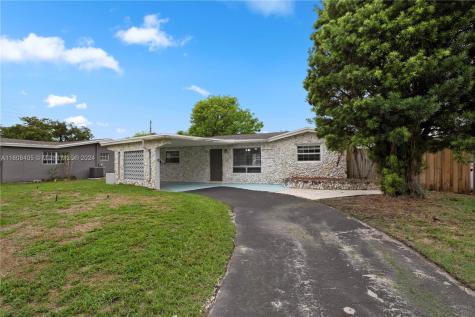 3521 NW 35th Way Lauderdale Lakes FL 33309