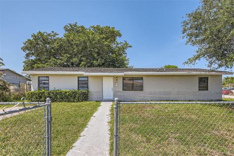 508 SW 17th Terrace Homestead FL 33030