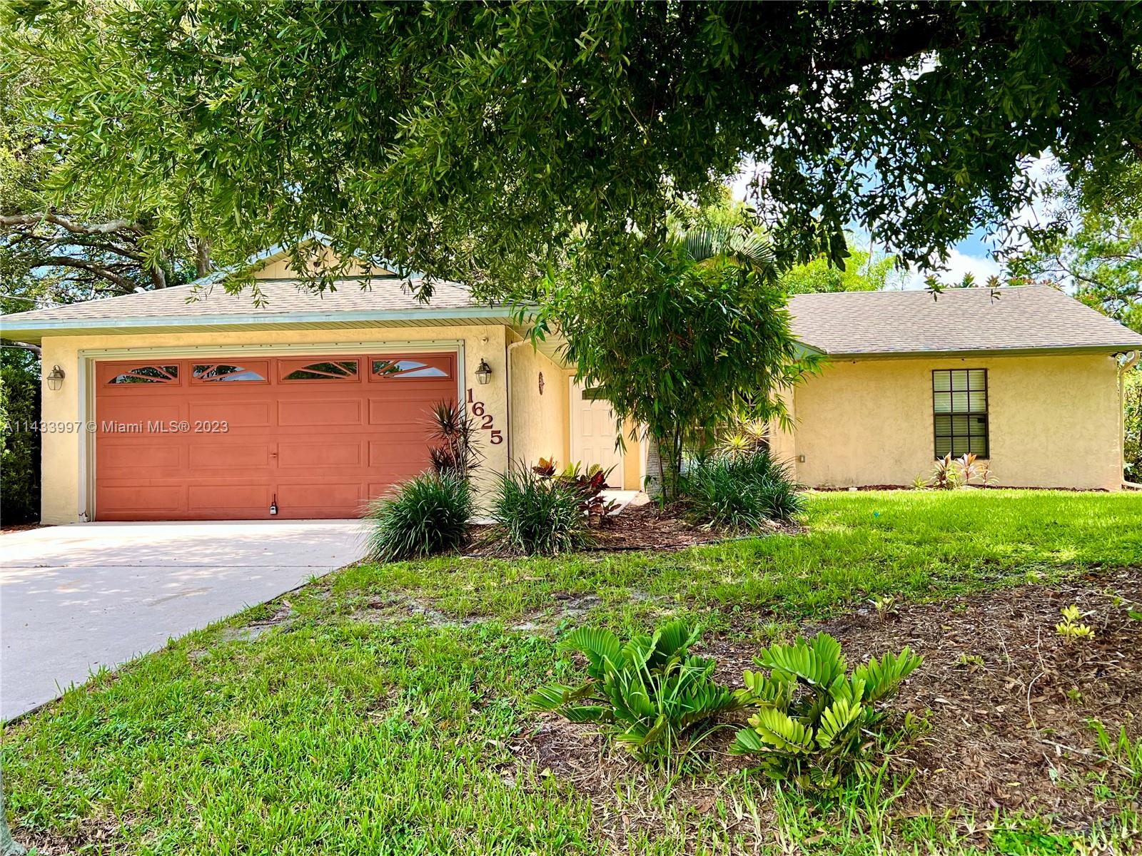 1625 SW Burlington Street Port St. Lucie FL 34984