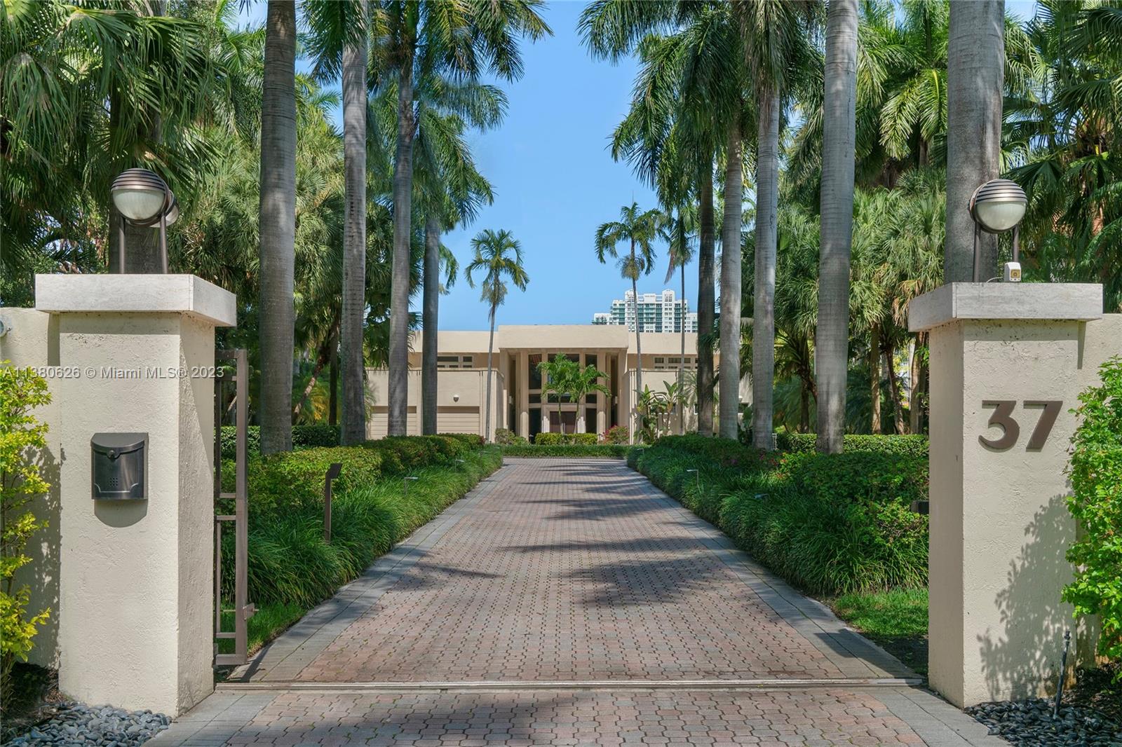 37 Star Island Drive Miami Beach FL 33139