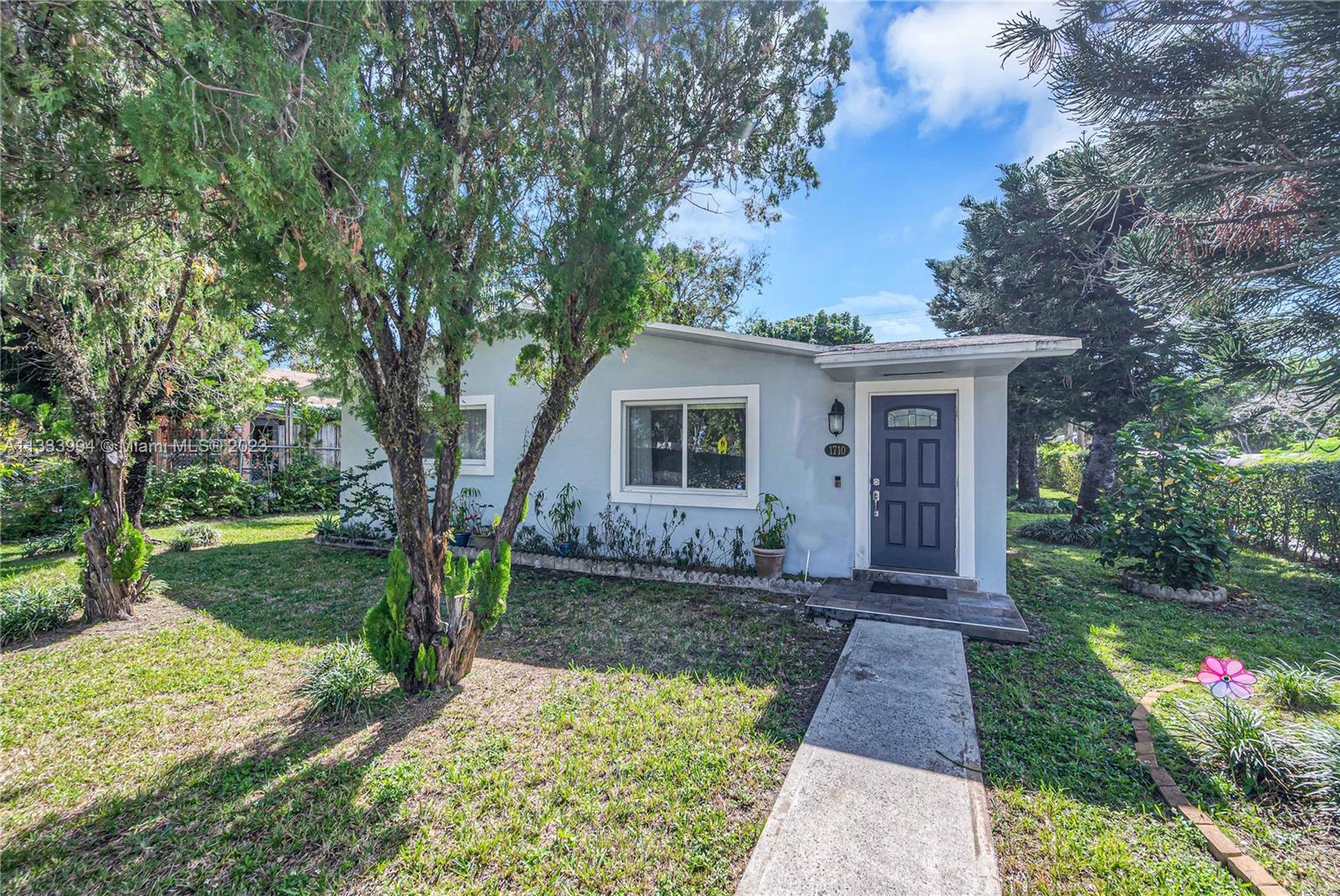 1710 NE 160th Street North Miami Beach FL 33162