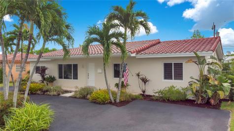 2133 SW 99th Avenue Miami FL 33165