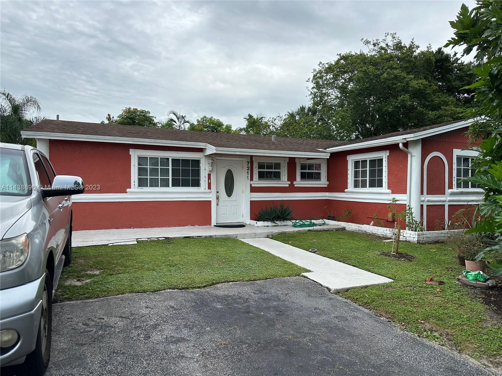 7211 SW 4th Court North Lauderdale FL 33068
