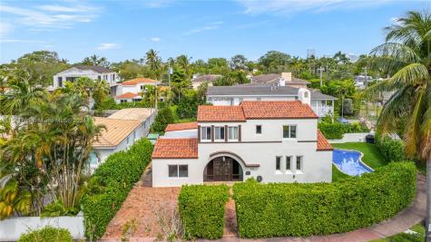 5000 Lakeview Drive Miami Beach FL 33140