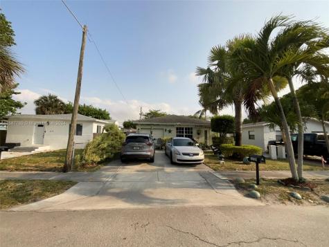 2220 Cody Street Hollywood FL 33020