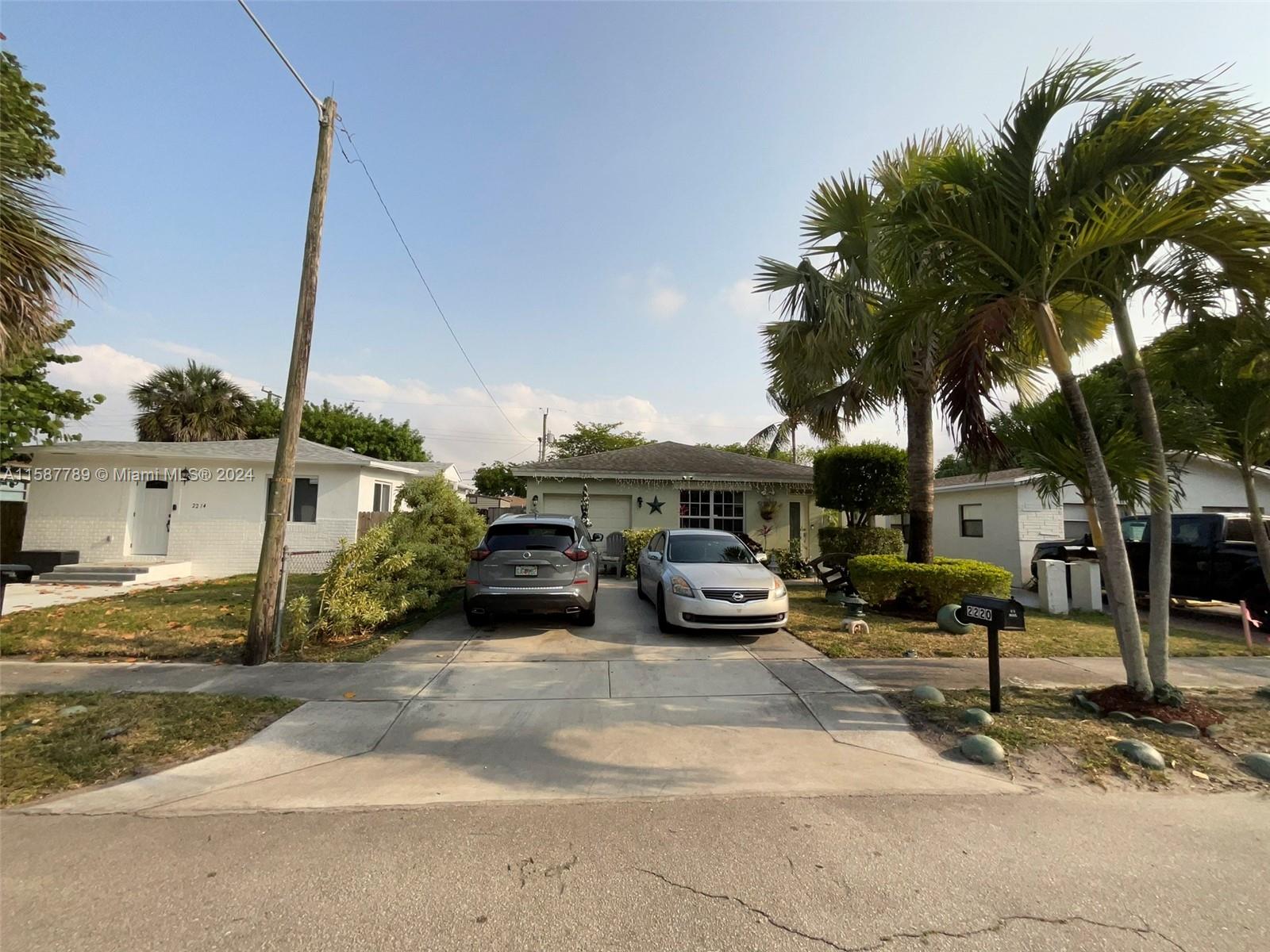 2220 Cody Street Hollywood FL 33020
