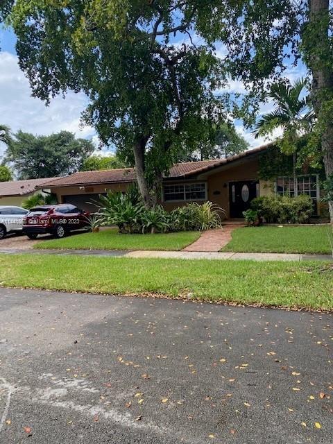 6811 Dunoon Court Miami Lakes FL 33014