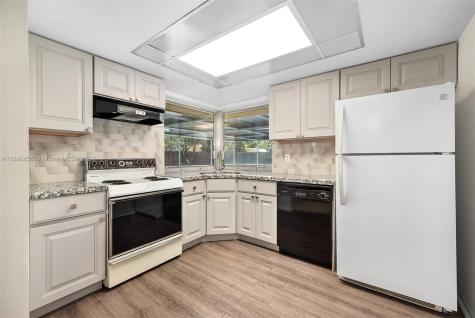 4490 NW 17th Terrace Oakland Park FL 33309