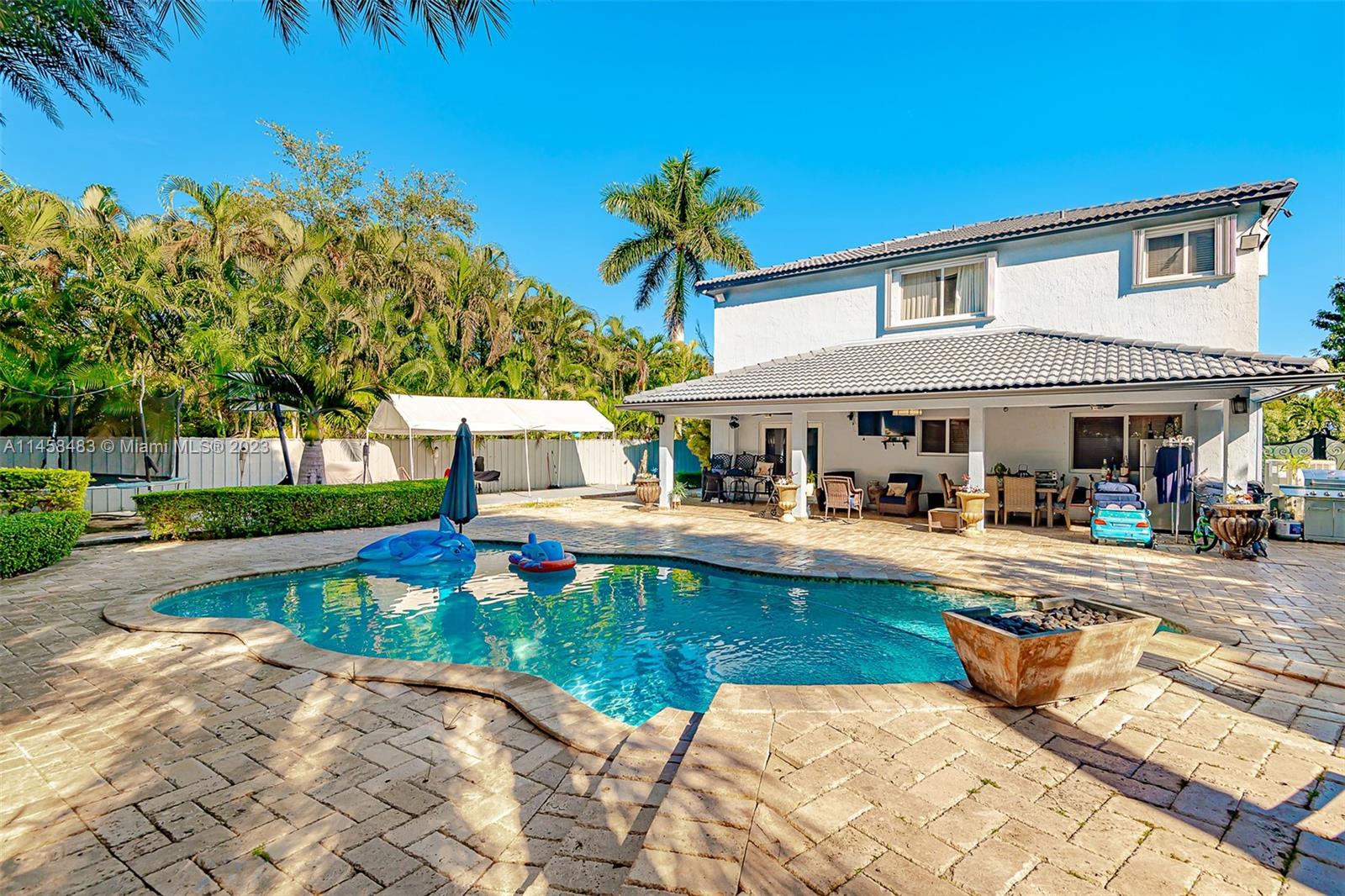 16492 SW 56th Terrace Miami FL 33193