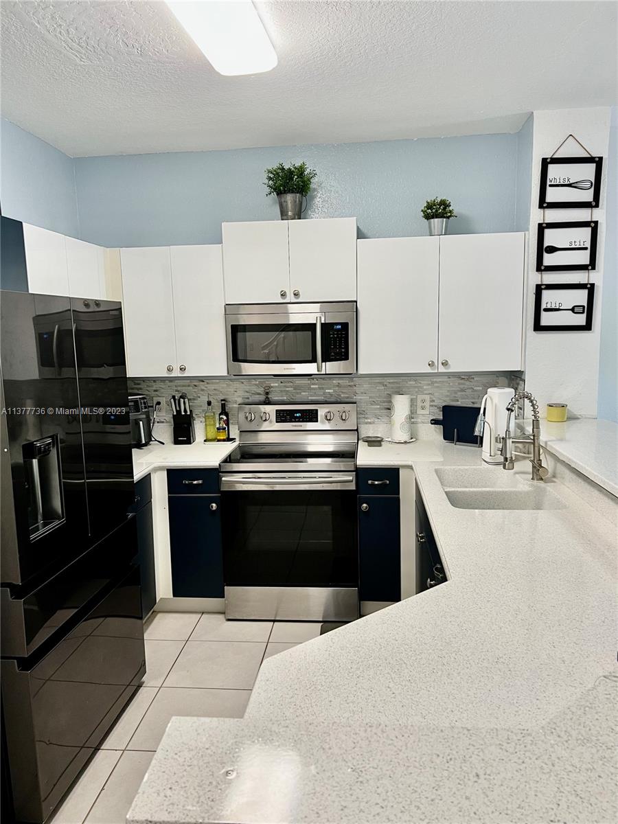 1164 NW 100th Avenue Pembroke Pines FL 33024