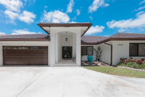 14240 SW 153rd Place Miami FL 33196