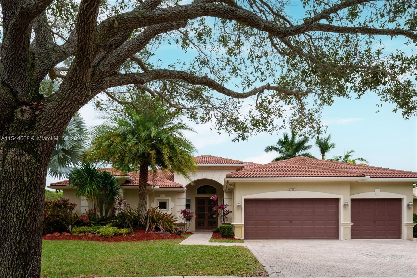 13481 Parkside Terrace Cooper City FL 33330