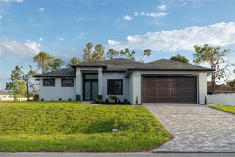 1124 NE 35th Lane Cape Coral FL 33909
