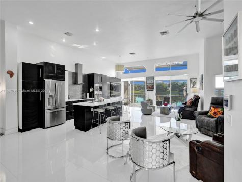 14924 SW 15th Street Pembroke Pines FL 33027