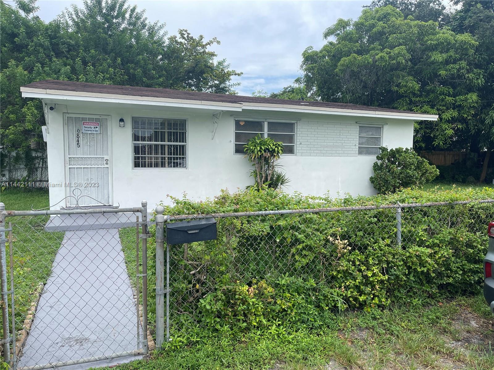 6845 NW 20th Avenue Miami FL 33147