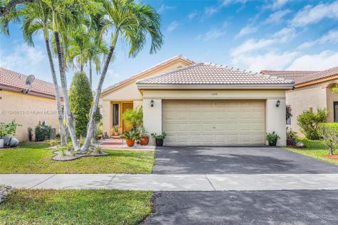 1545 Mira Vista Circle Weston FL 33327