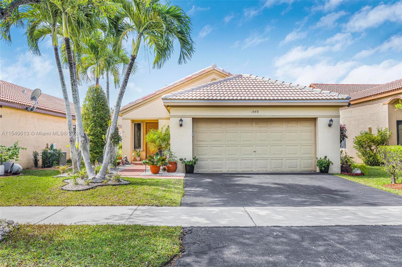 1545 Mira Vista Circle Weston FL 33327