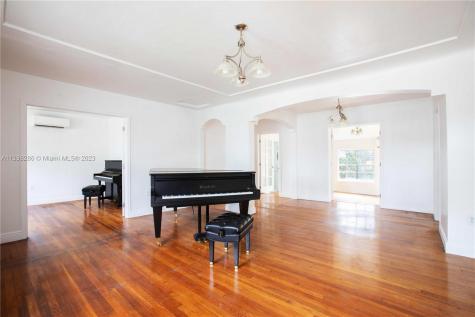 26 Veragua Avenue Coral Gables FL 33134