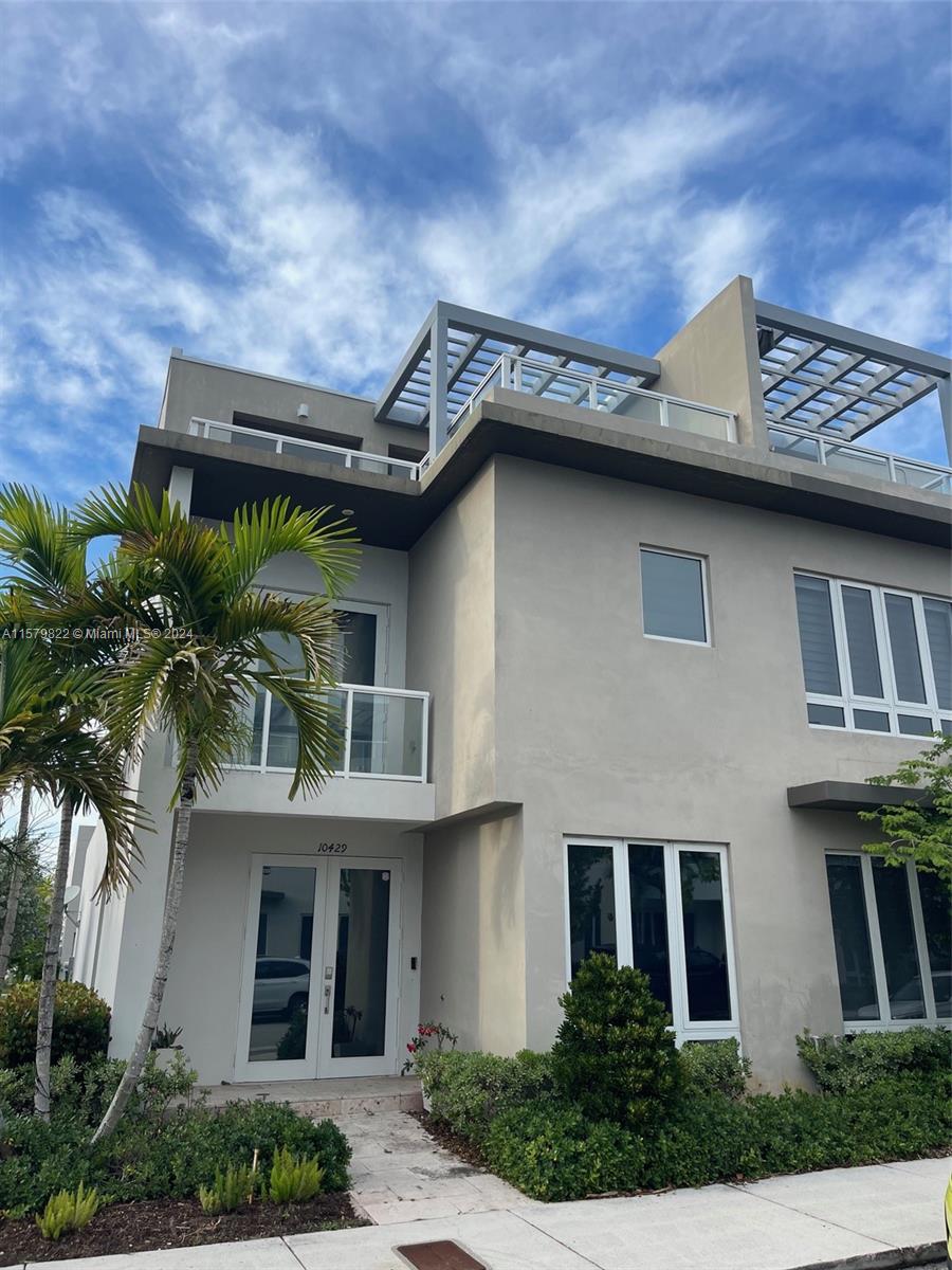 10429 NW 63rd Terrace Doral FL 33178