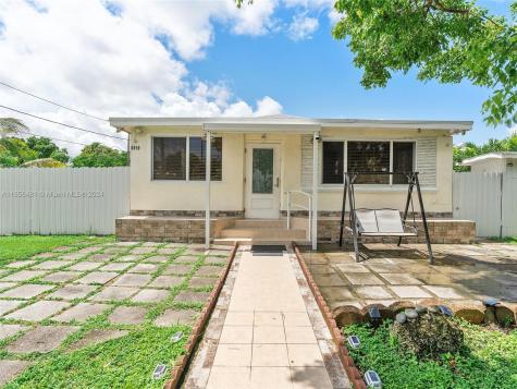 6850 NW 20th Avenue Miami FL 33147