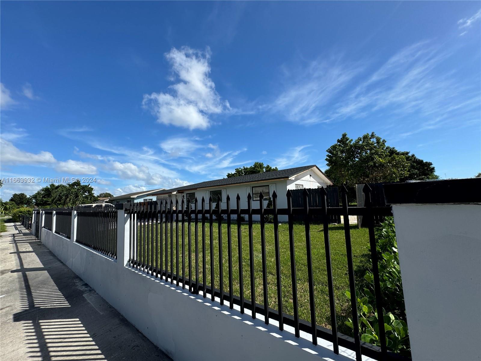 19323 SW 116th Avenue Miami FL 33157