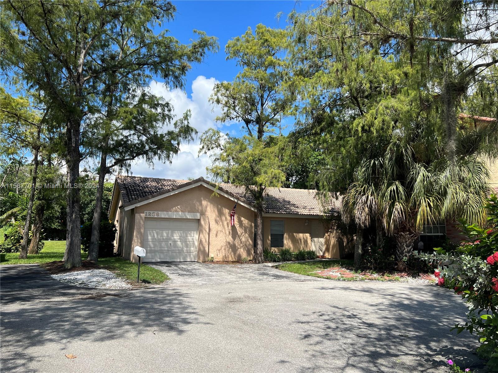 1236 NW 91st Avenue Coral Springs FL 33071