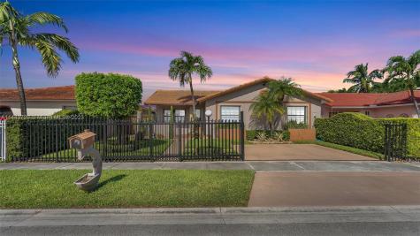 1068 SW 137th Place Miami FL 33184